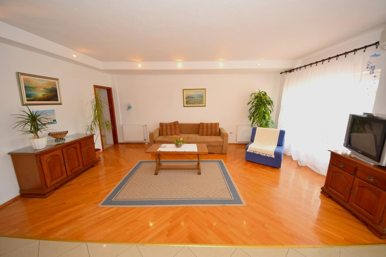 Apartment Ivanita Orebić Eksteriør billede
